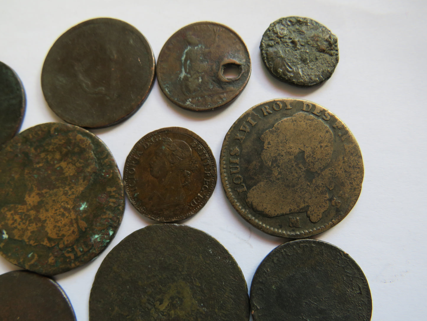 Small Interesting Lot of Old Coins Inc Georgian, Scottish Coppers etc