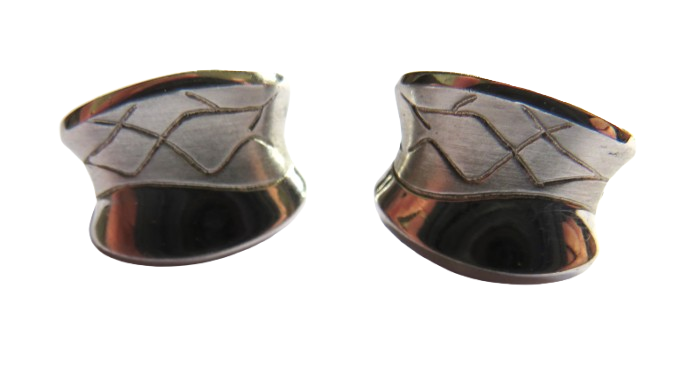 Stylish Pair of Ladies Sterling Silver Earrings By Breuning Nice Quality