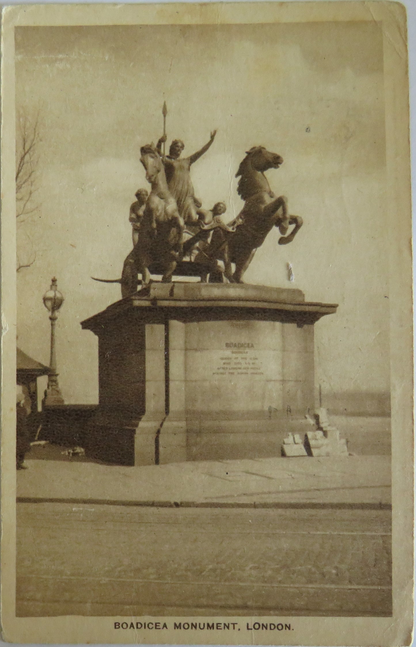 Vintage Postcard of Boadicea Monument, London
