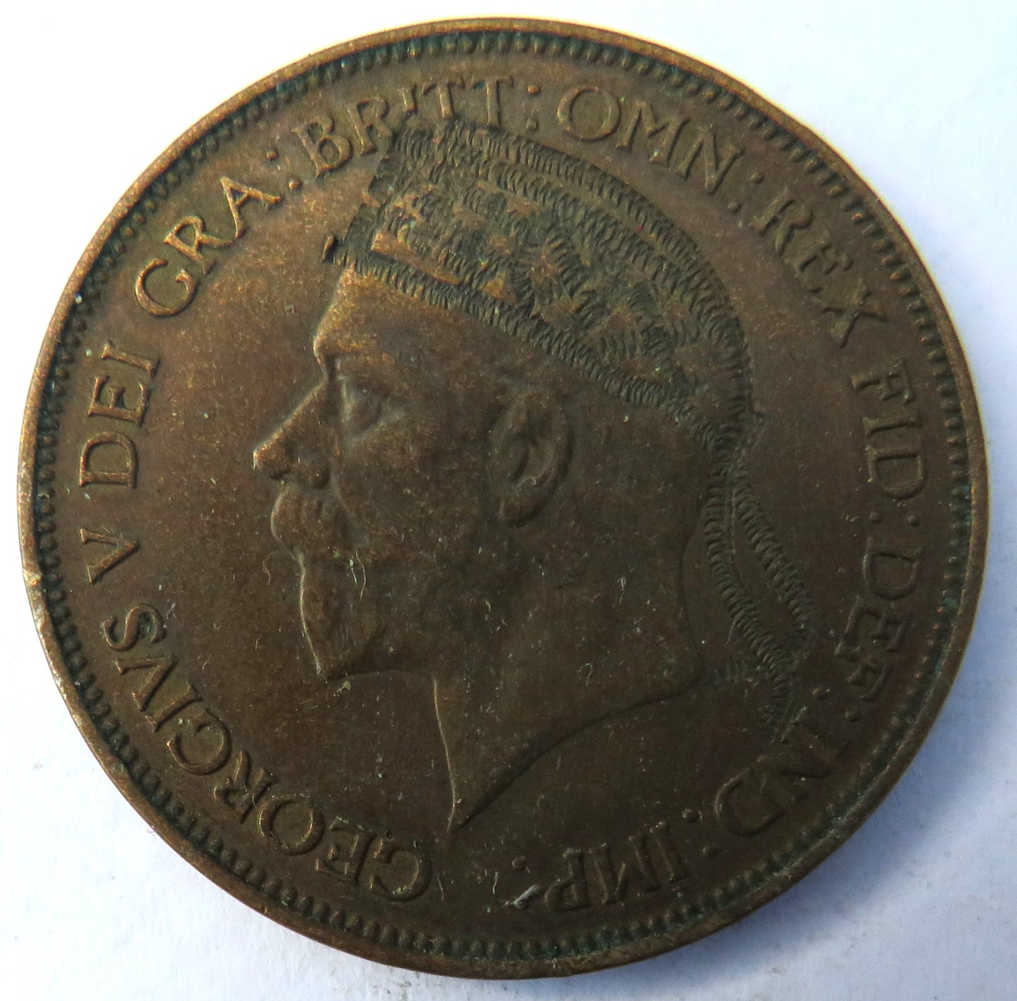 1928 One Penny Coin With Graffiti / Engraving On King George V - Great Britain