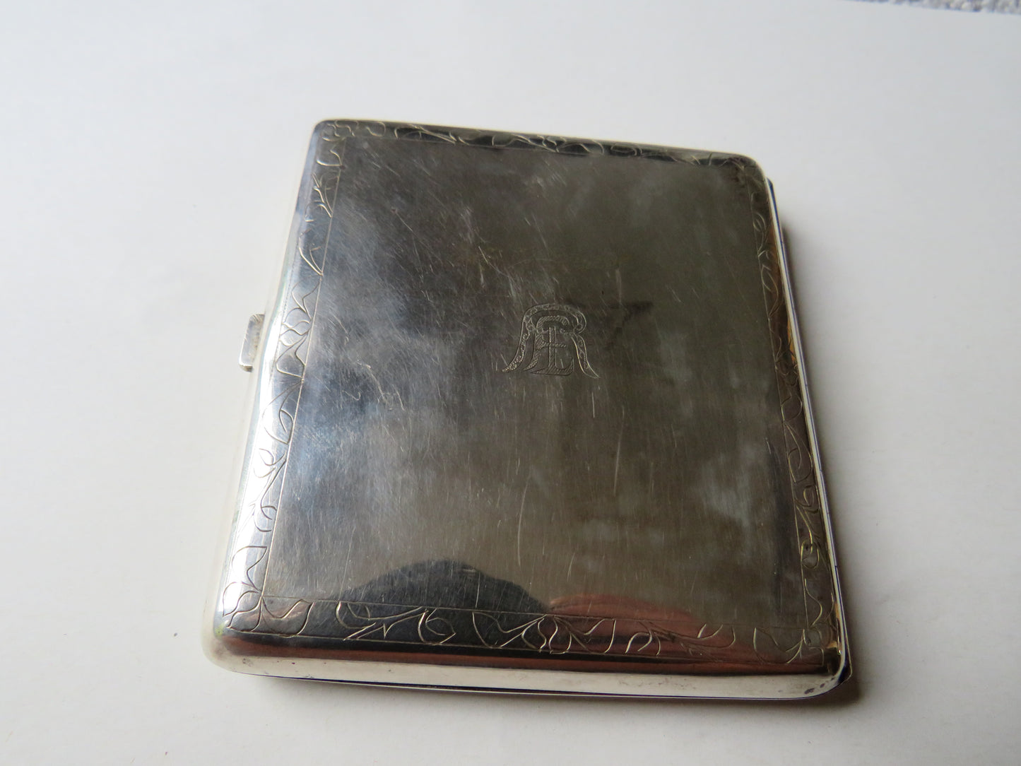 Antique Chinese Export Silver Cigarette Case "Ta'I HUA"