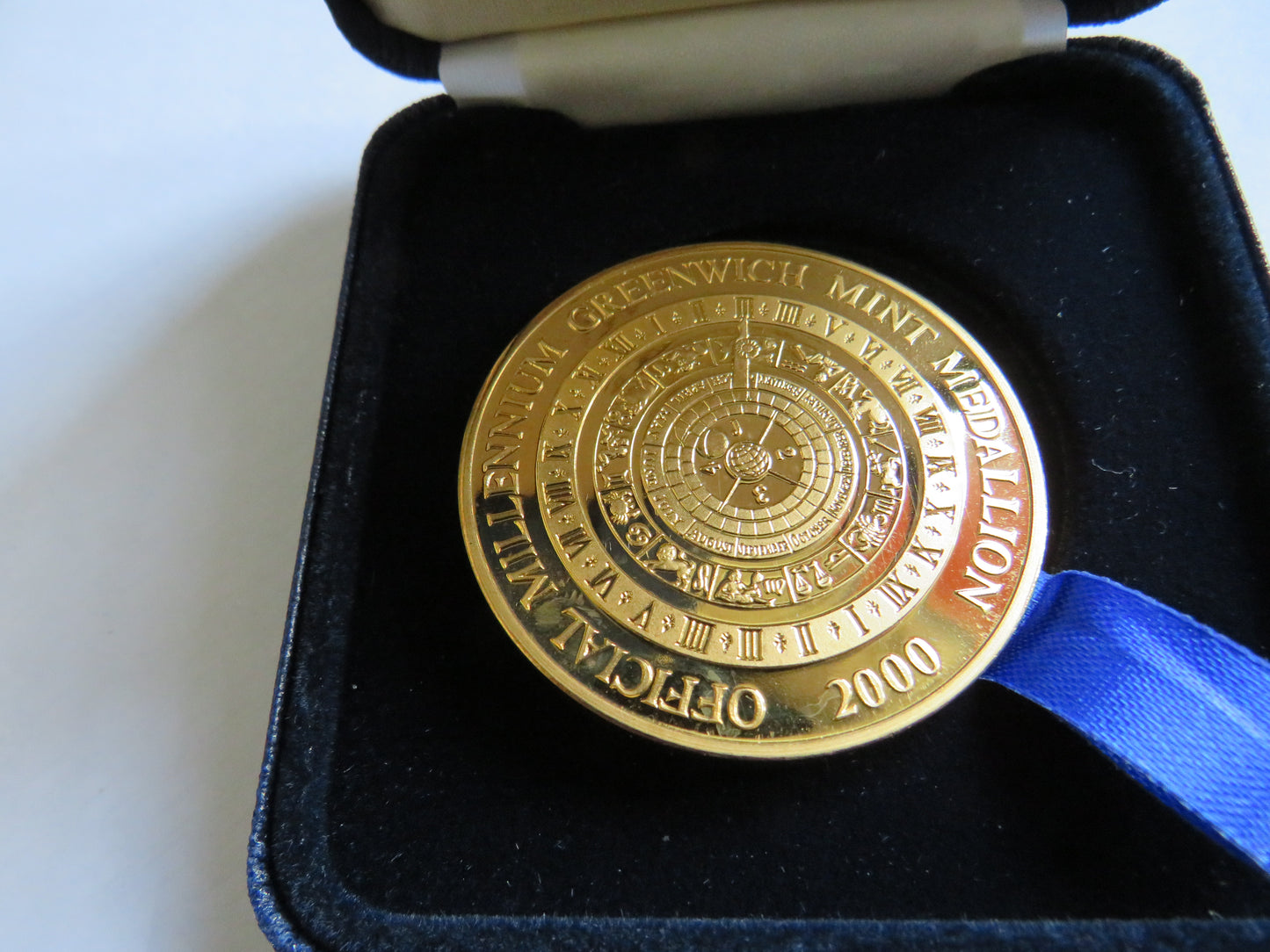2000 Official Millennium Greenwich Mint Medallion Stirling Council