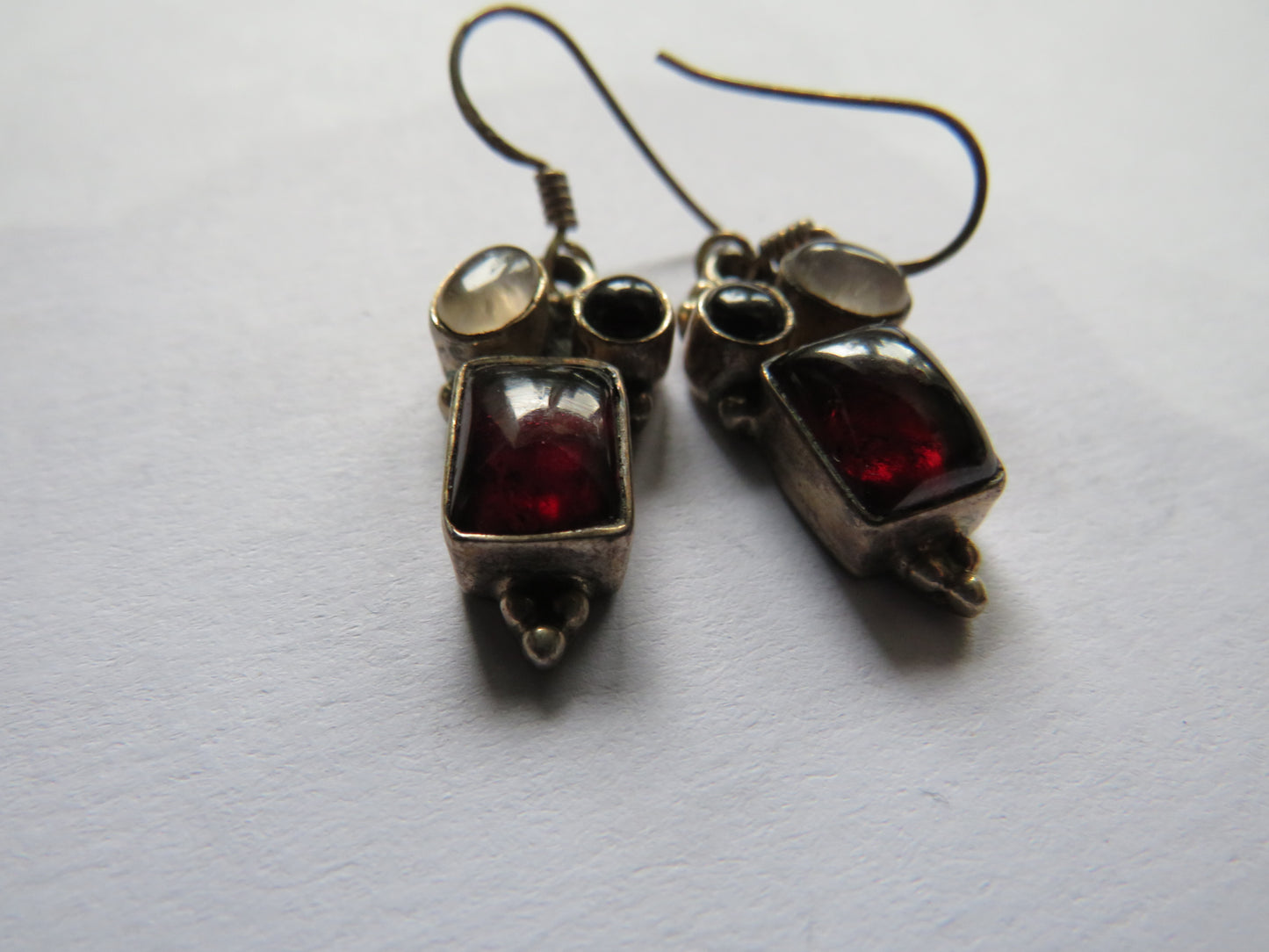 Vintage Sterling Silver & Red Stone Ladies Earrings