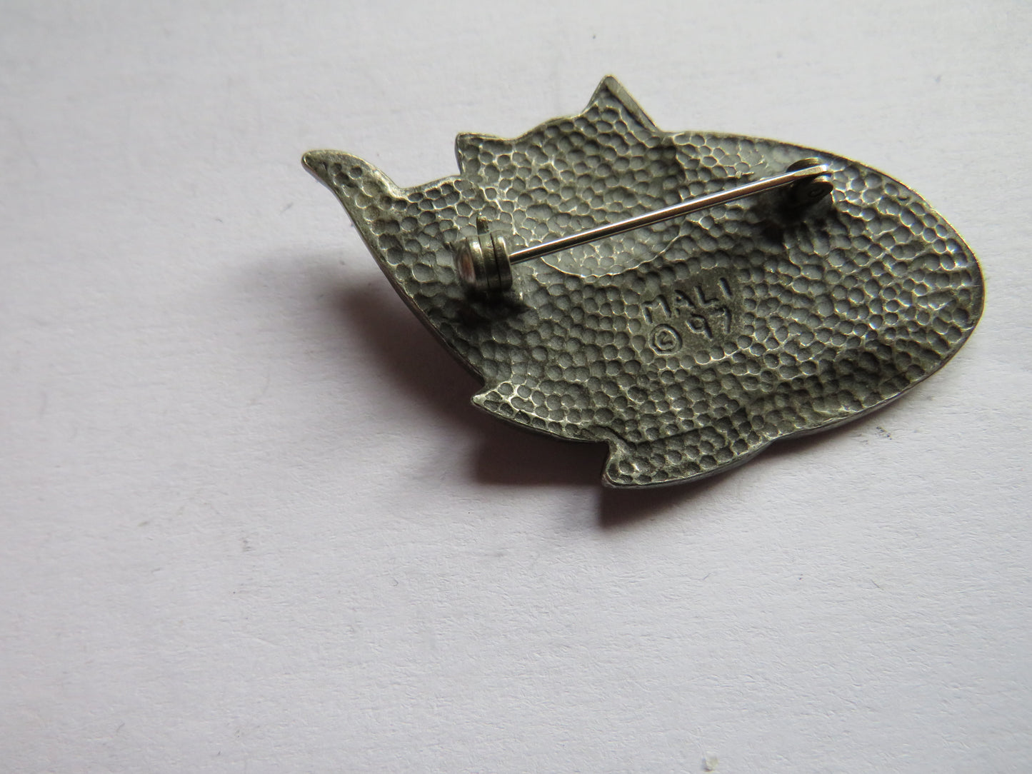 Vintage Novelty Cat Pewter Brooch By Mali 1997