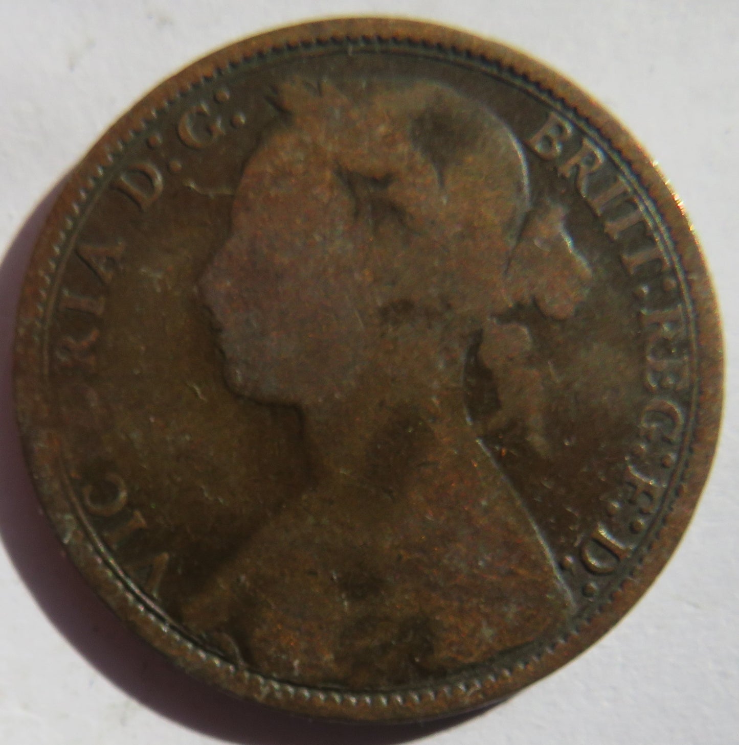 1877 Queen Victoria One Penny Coin - Great Britain