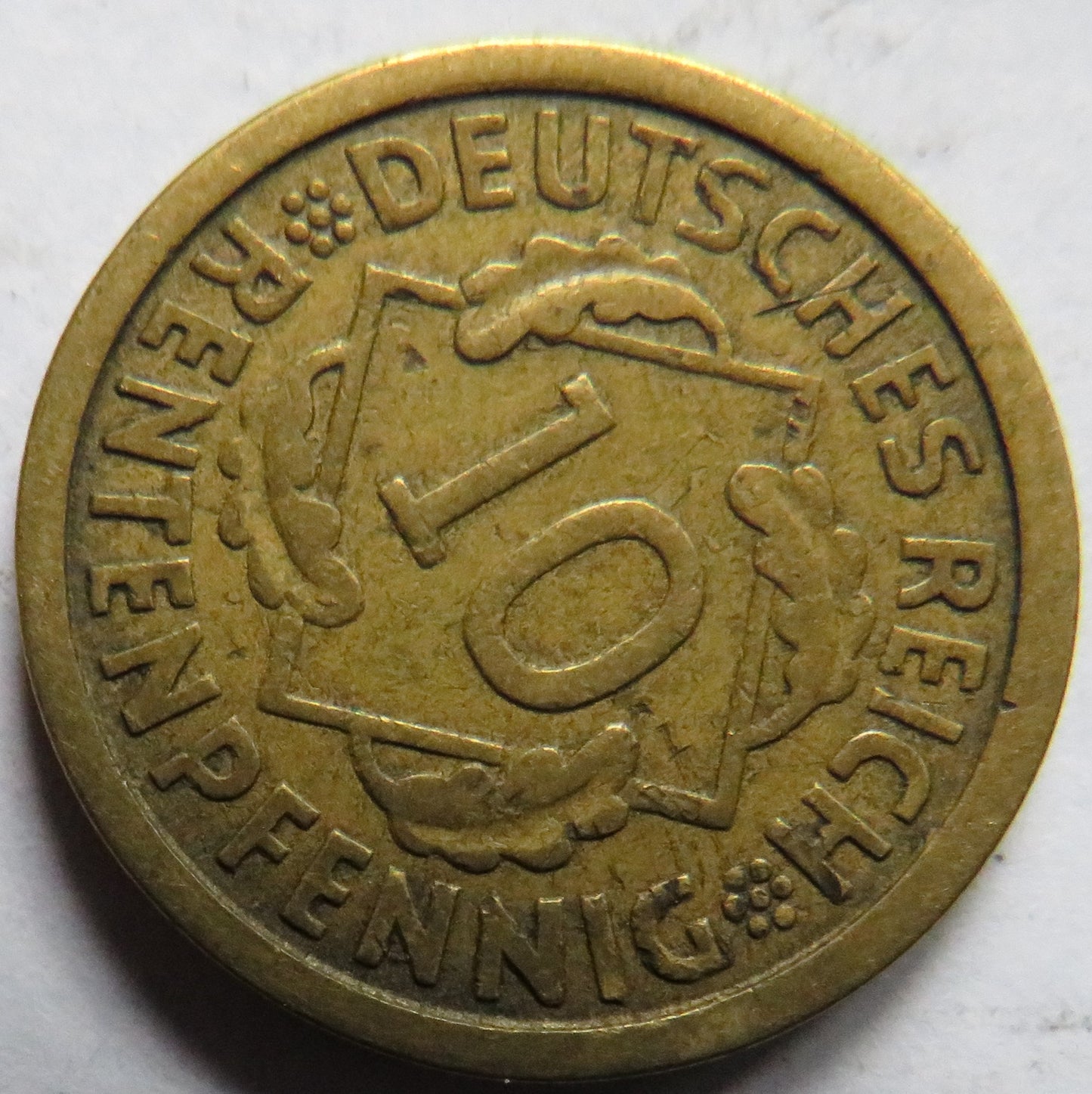 1924-J Germany - Weimar Republic 10 Reichspfennig Coin