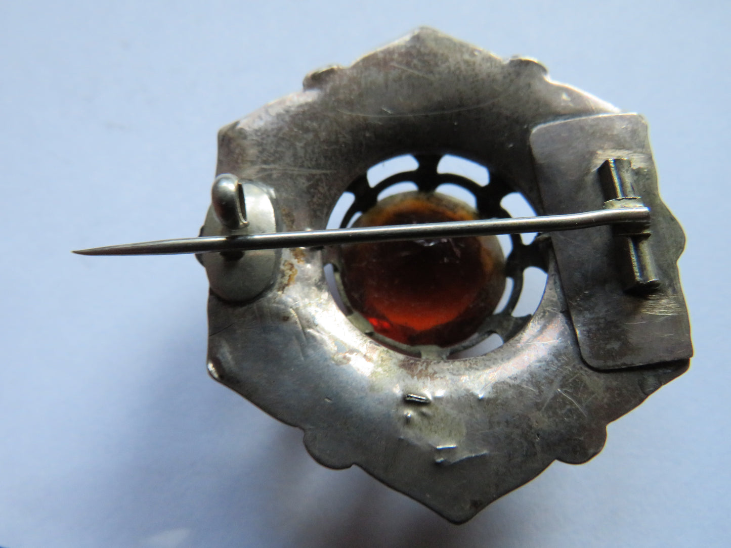 Vintage Scottish White Metal & Agate Brooch