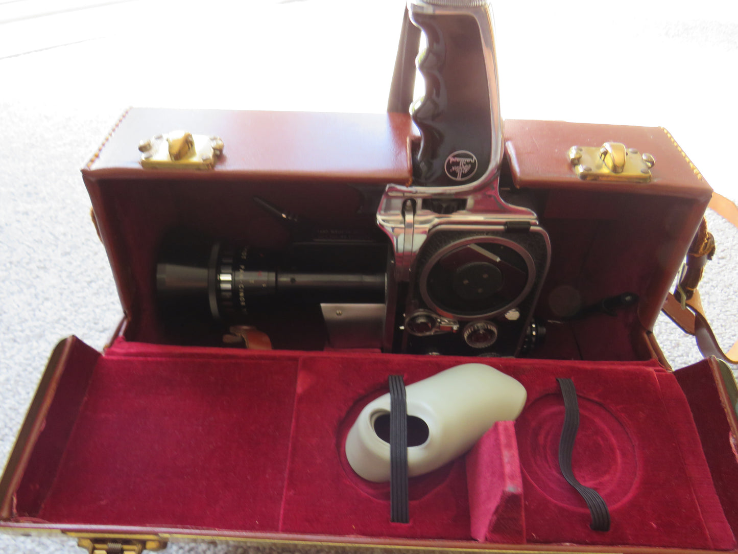 Vintage Bolex Zoom Reflex Movie Camera With Leather Case & Strap