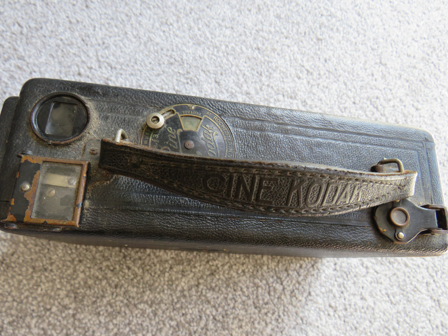 Cine-Kodak Model B 16mm Film Camera - Vintage Camera