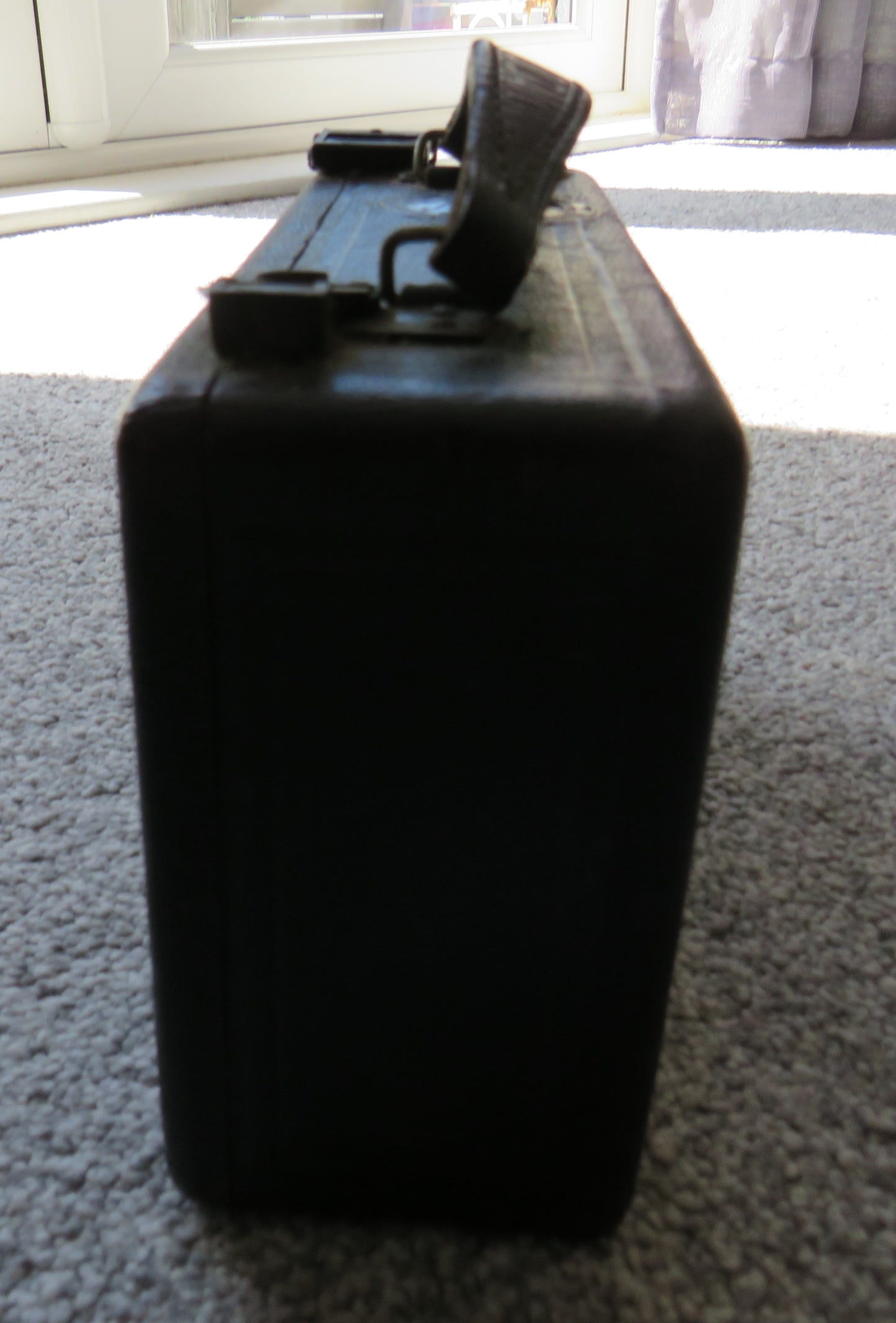 Cine-Kodak Model B 16mm Film Camera - Vintage Camera