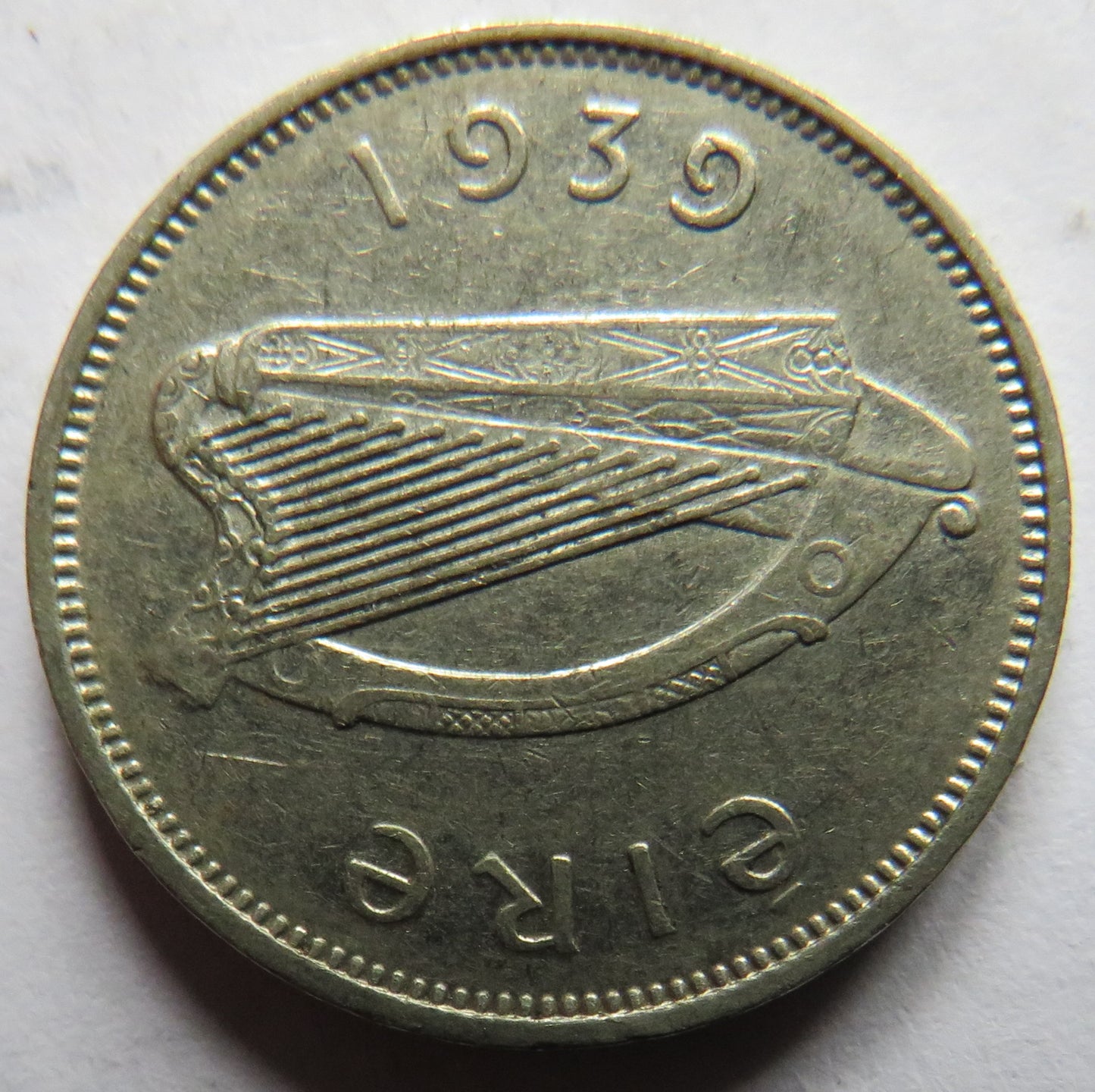 1939 Ireland Eire Sixpence Coin