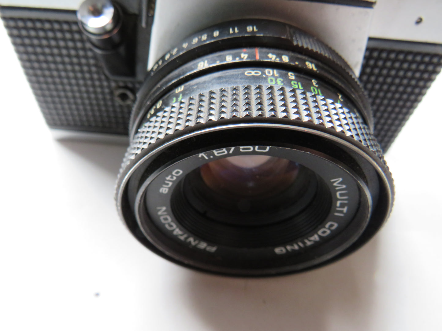 Praktica MTL 3 Pentacon Auto 1.8/50 Vintage Camera