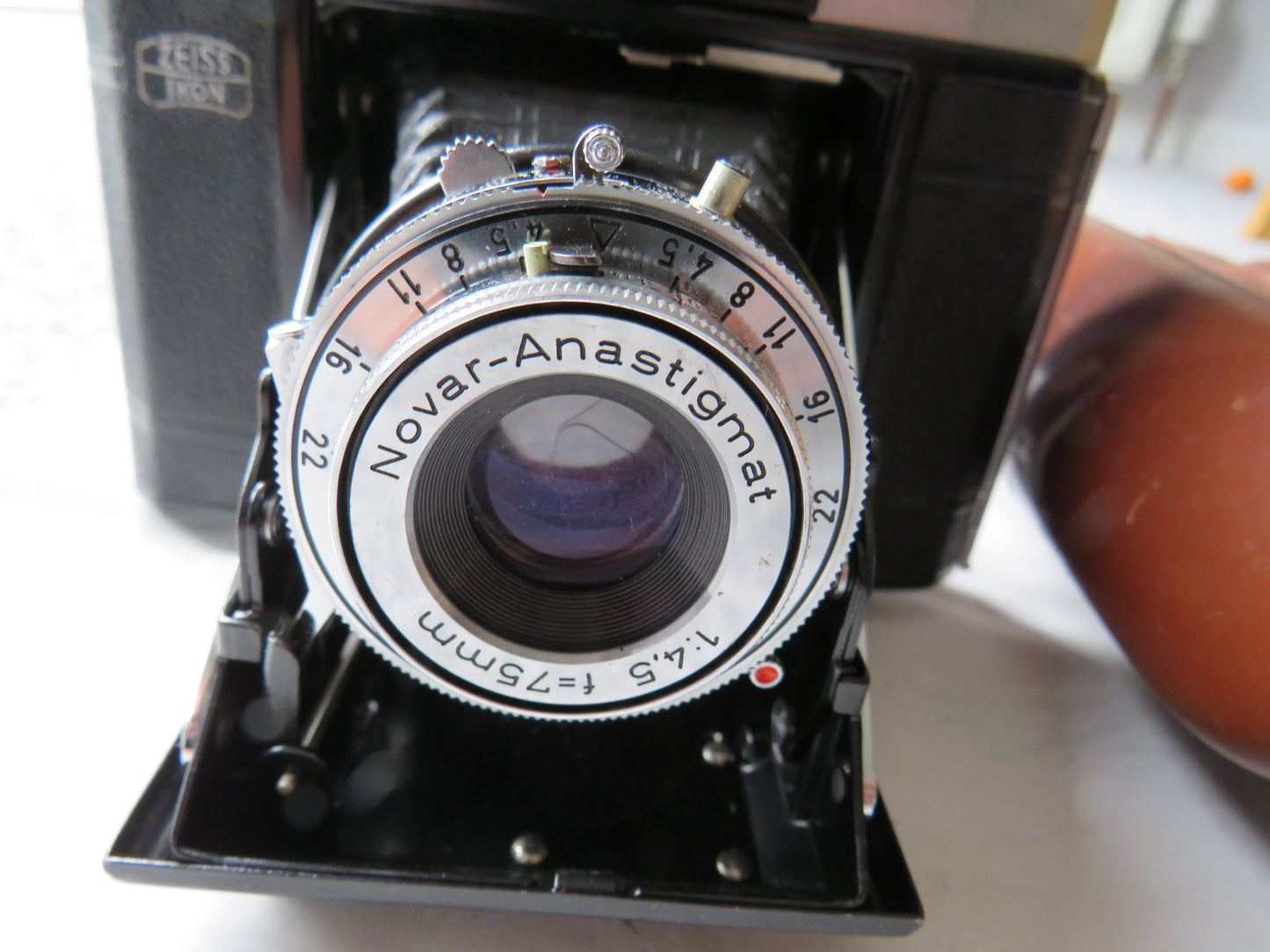 Vintage / Antique Zeiss Ikon Nettax Folding Camera & Case