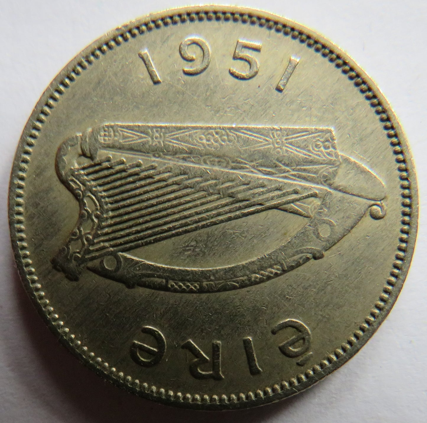 1951 Eire Ireland One Shilling Coin