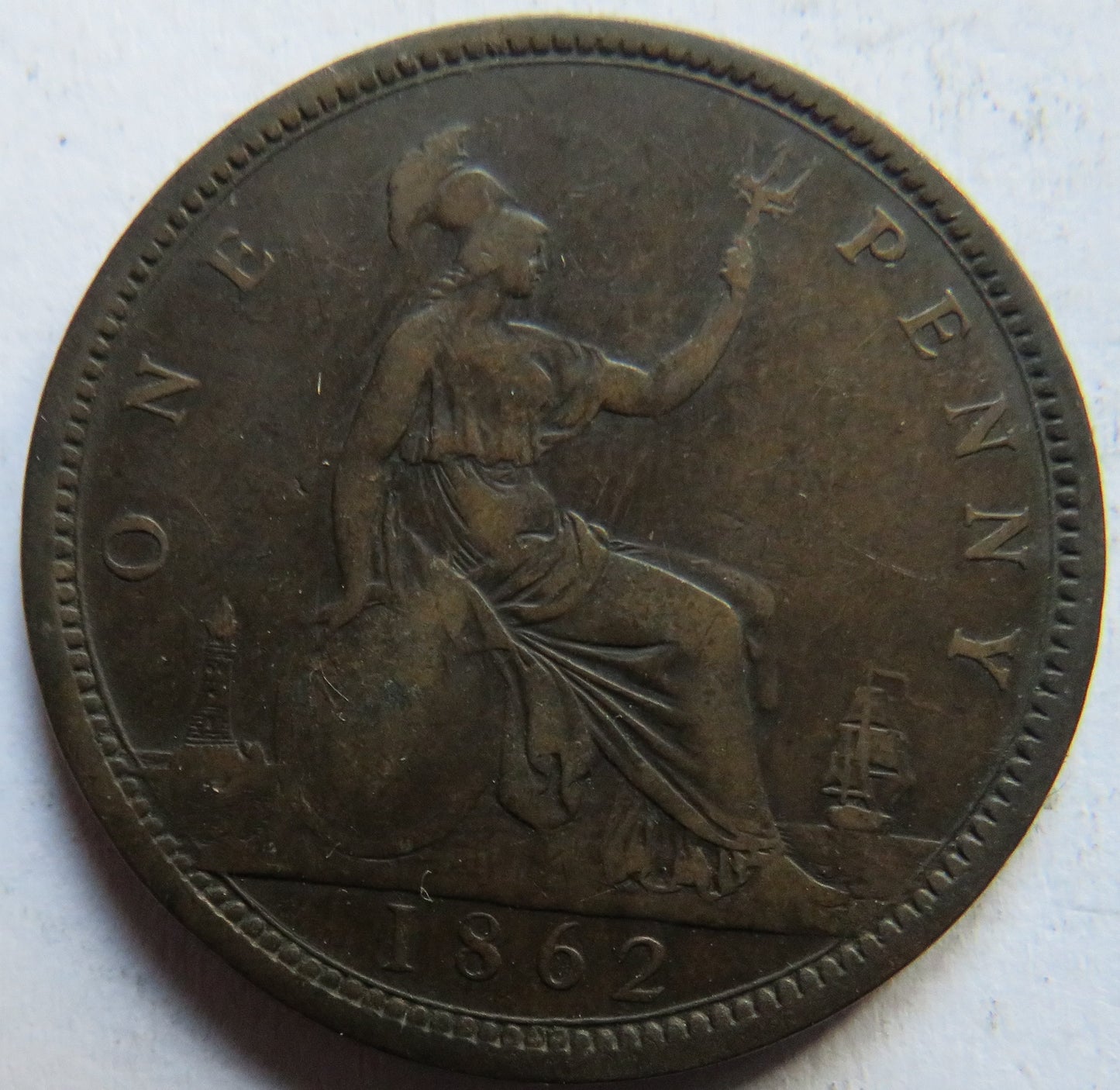 1862 Queen Victoria Bun Head One Penny Coin - Great Britain