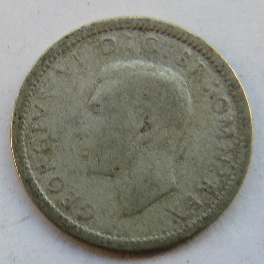 1942 King George VI Silver Threepence Coin - Great Britain