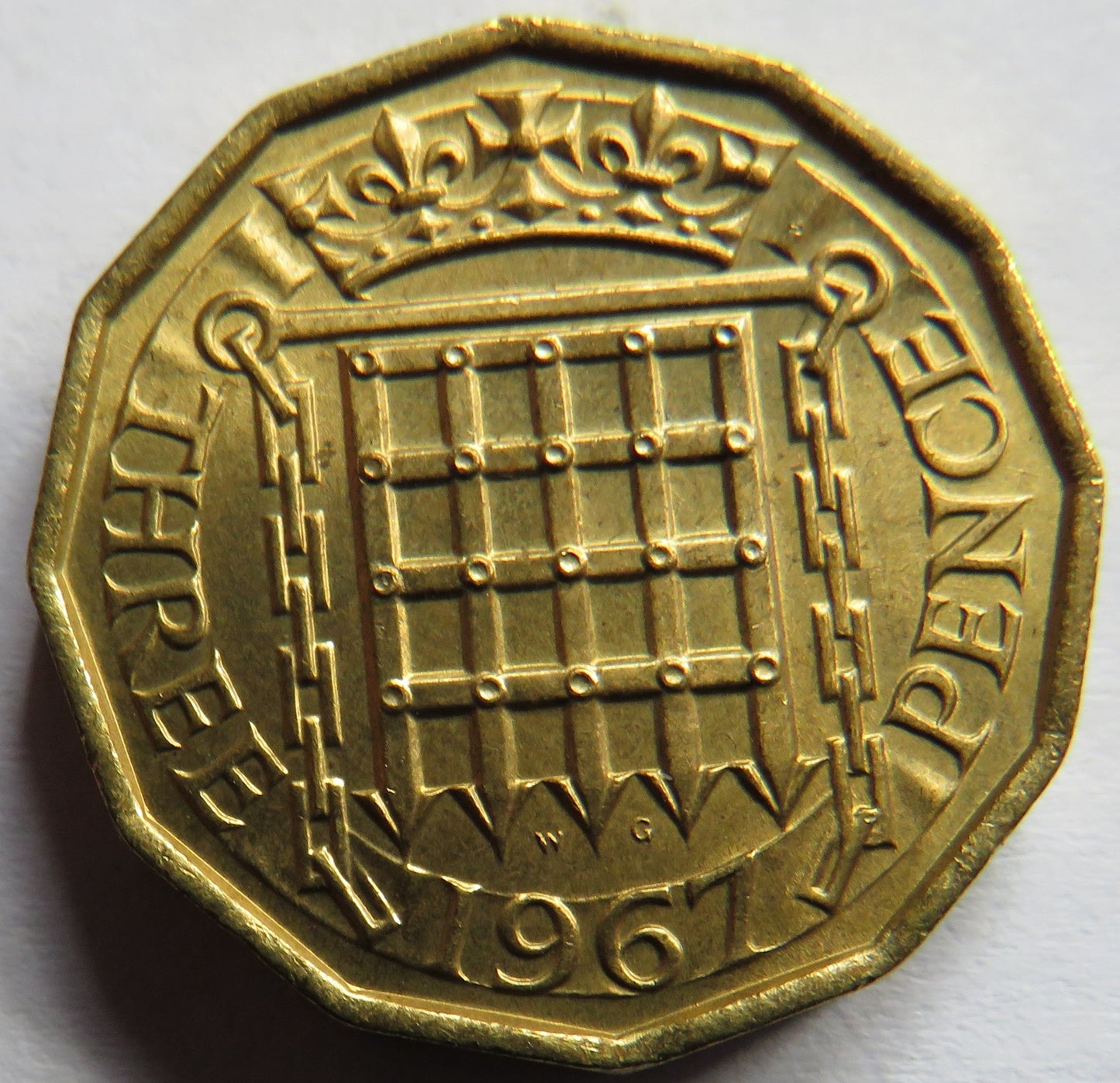 1967 Queen Elizabeth II Brass Threepence Coin In High Grade
