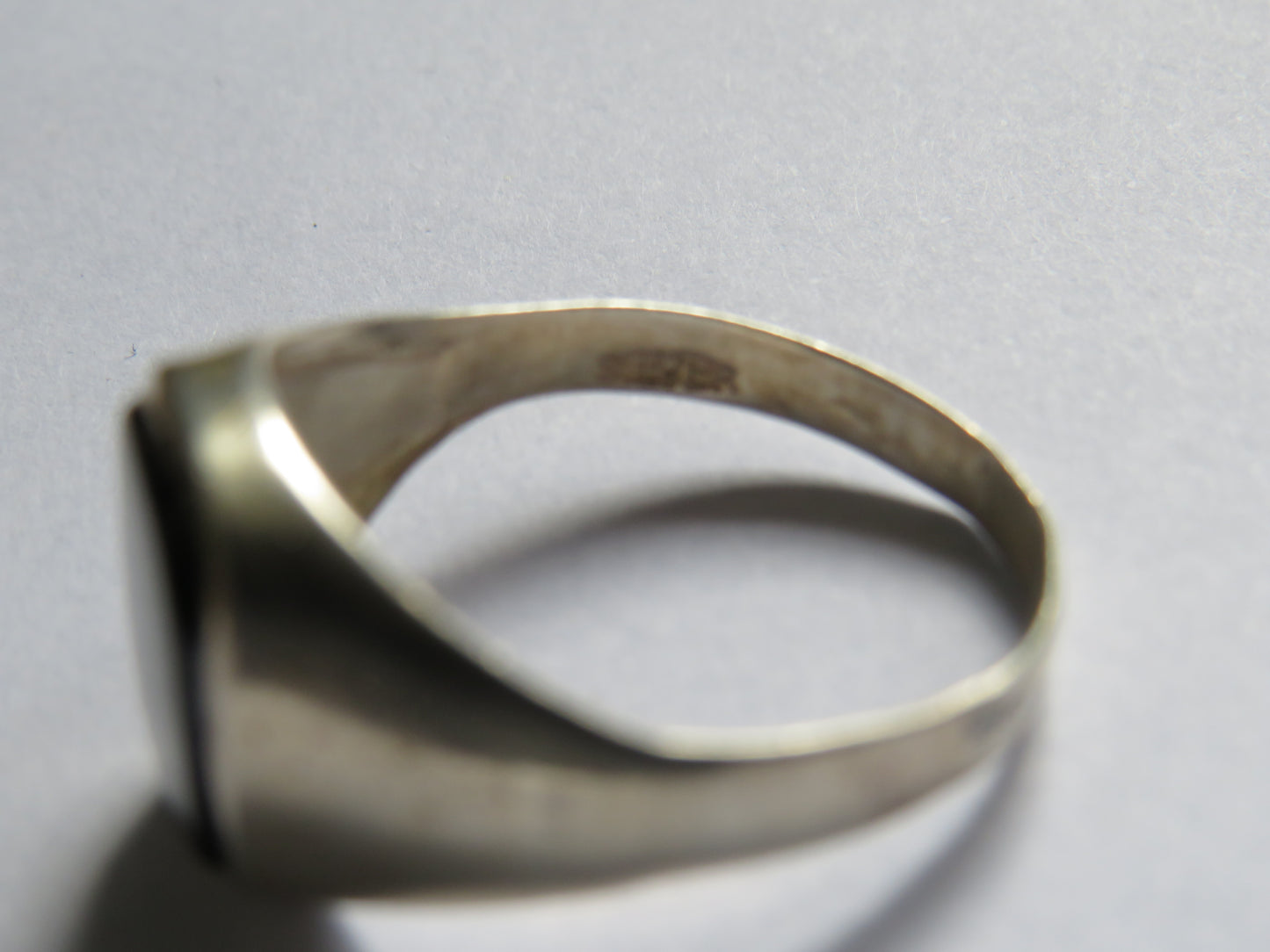 Vintage Men's Silver & Black Stone Ring - Size U