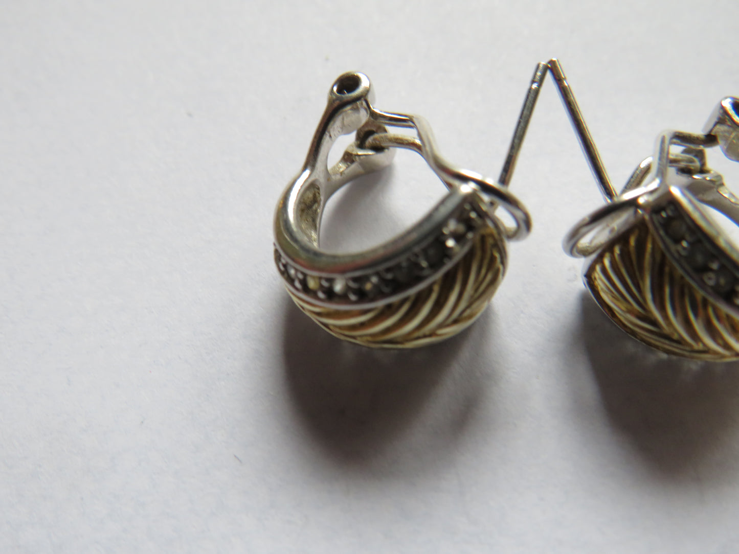Stylish Pair of Sterling Silver & Gold Ladies Earrings