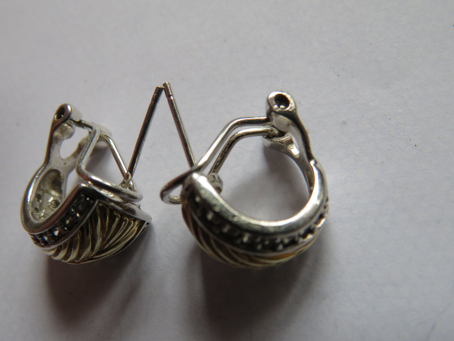 Stylish Pair of Sterling Silver & Gold Ladies Earrings