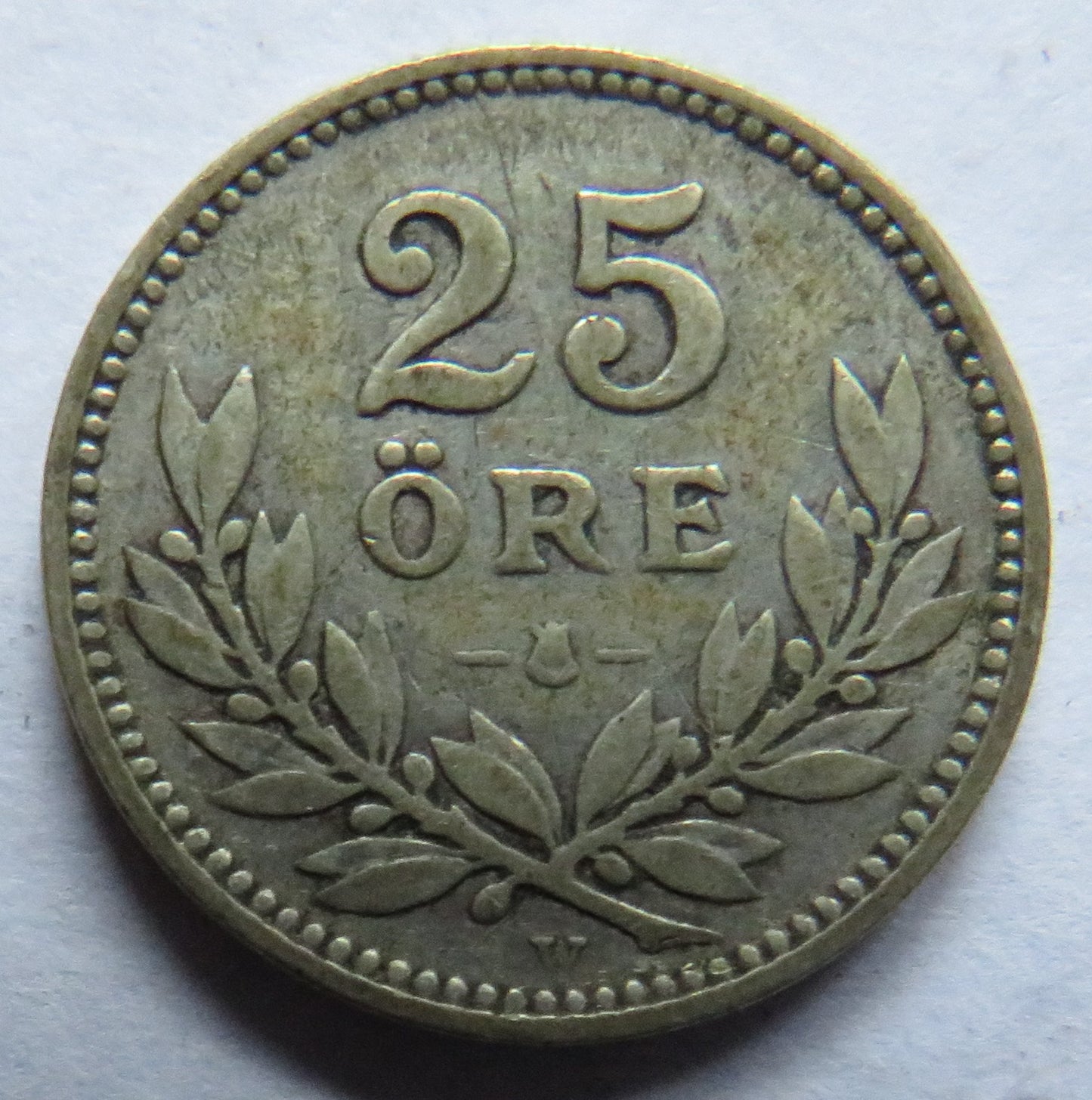 1910 Sweden Silver 25 Ore Coin