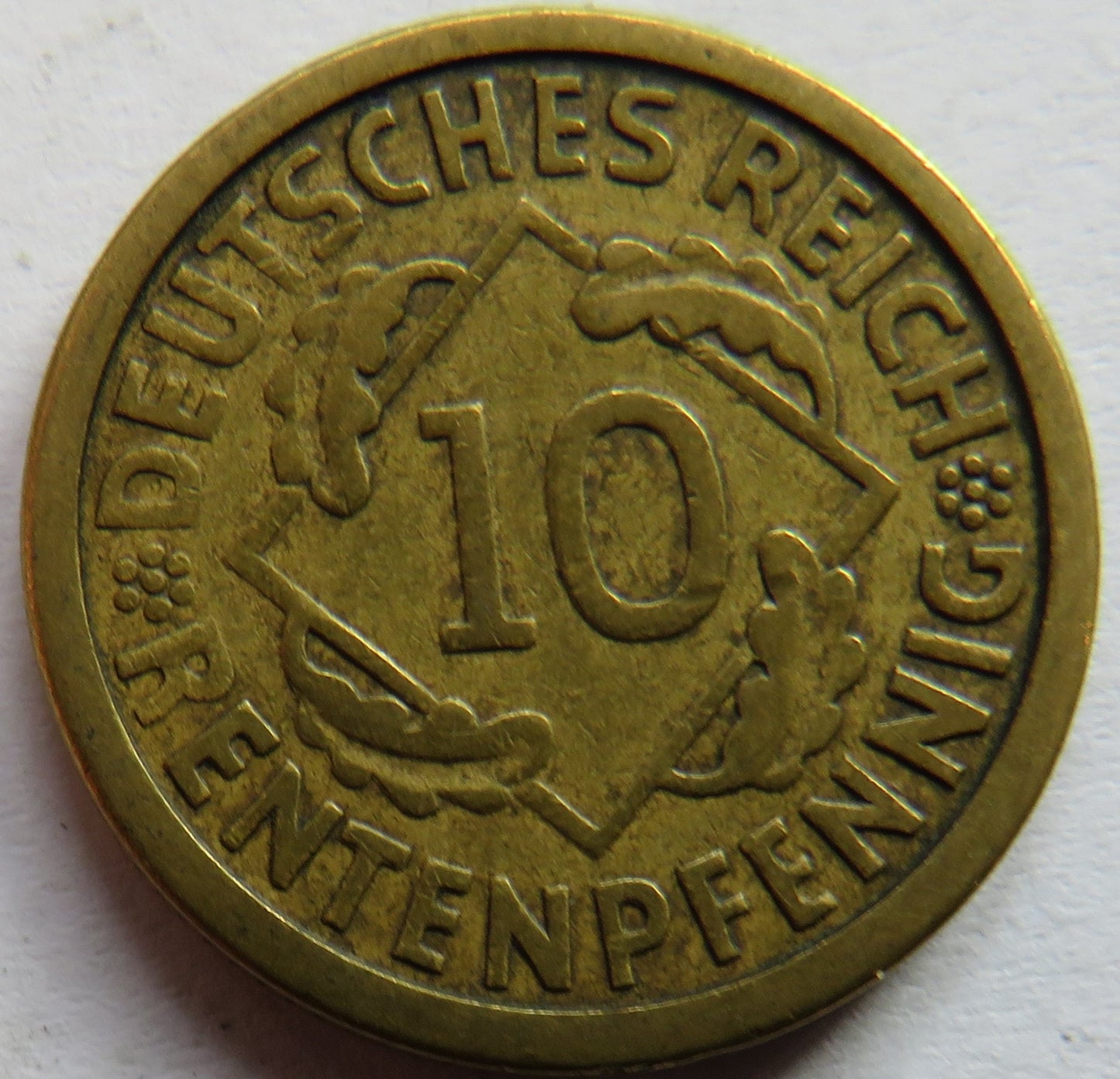 1924-J Germany - Weimar Republic 10 Reichspfennig Coin
