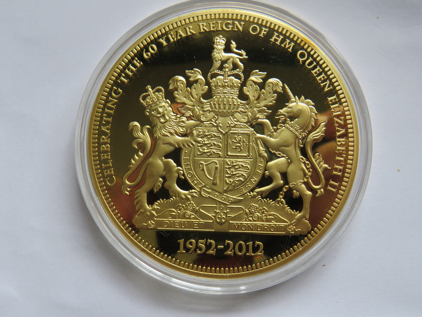 1952-2012 The Diamond Jubilee of Her Majesty The Queen Large Commemorative Medal / Coin