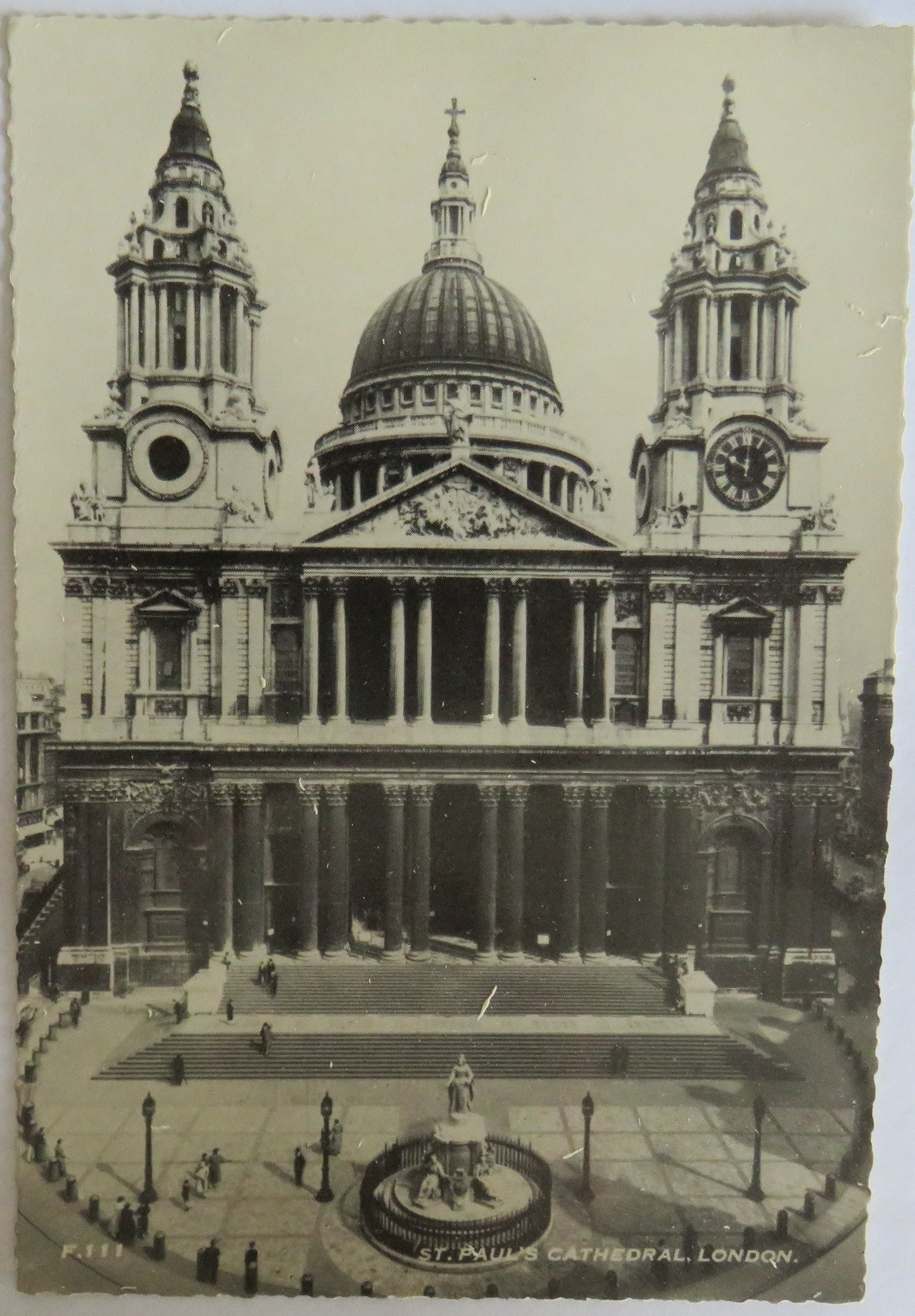 Vintage Postcard of St. Paul's Cathedral London