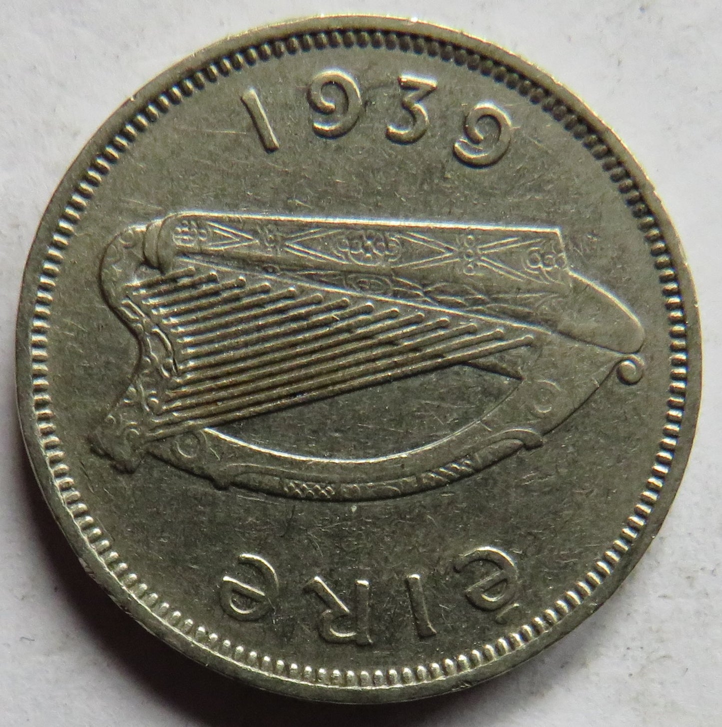 1939 Ireland Eire Sixpence Coin