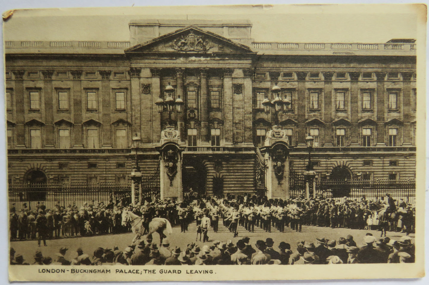 Vintage Postcard of London - Buckingham Palace, The Guard Leaving, 1934