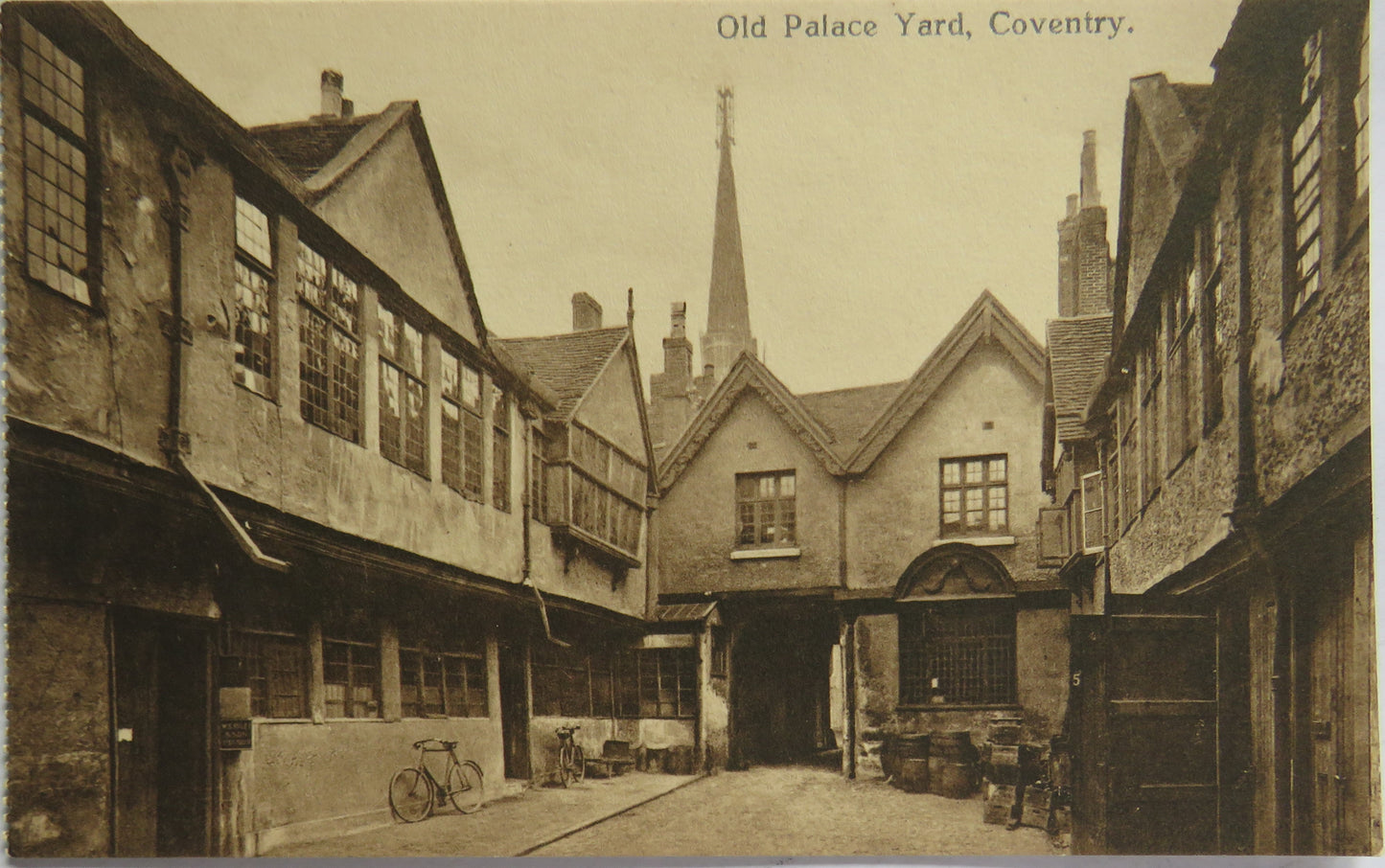 Vintage Postcard of Old Palace Yard, Coventry
