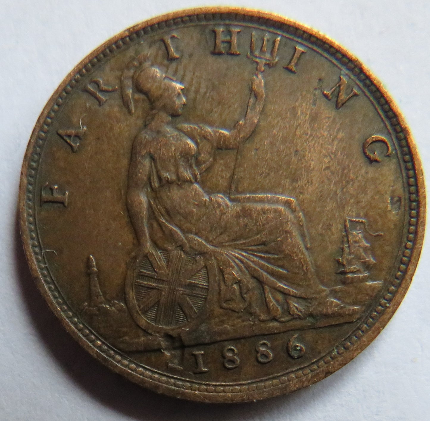 1886 Queen Victoria Bun Head Farthing Coin - Great Britain