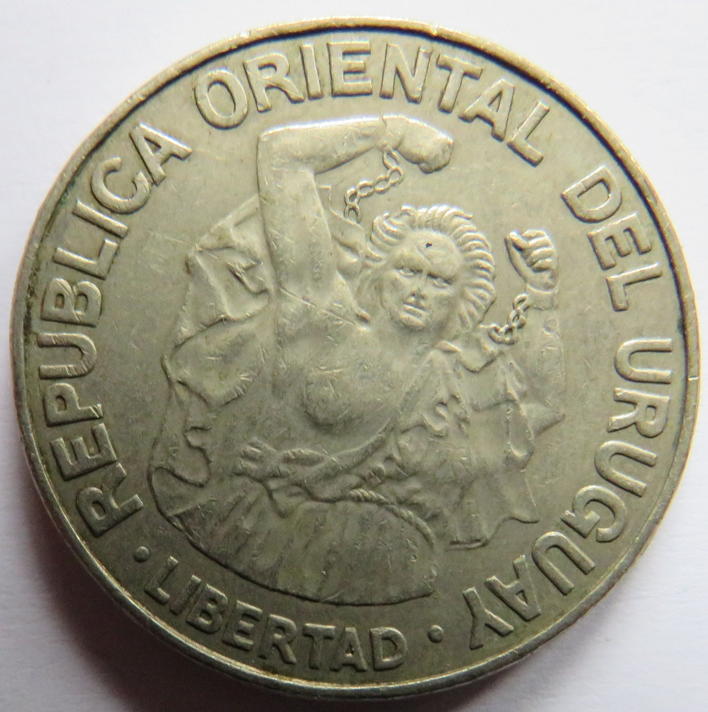 1989 Uruguay 200 Nuevos Pesos Coin