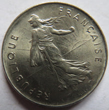Load image into Gallery viewer, 1976 France 5 Francs Coin

