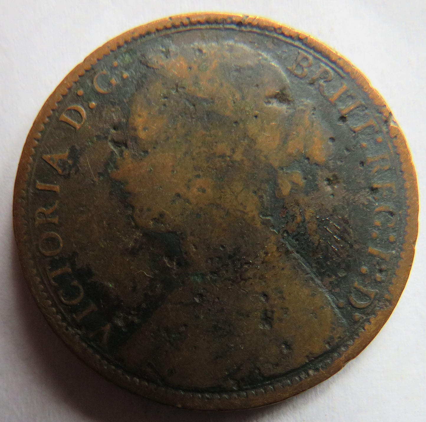 1877 Queen Victoria Bun Head One Penny Coin - Great Britain
