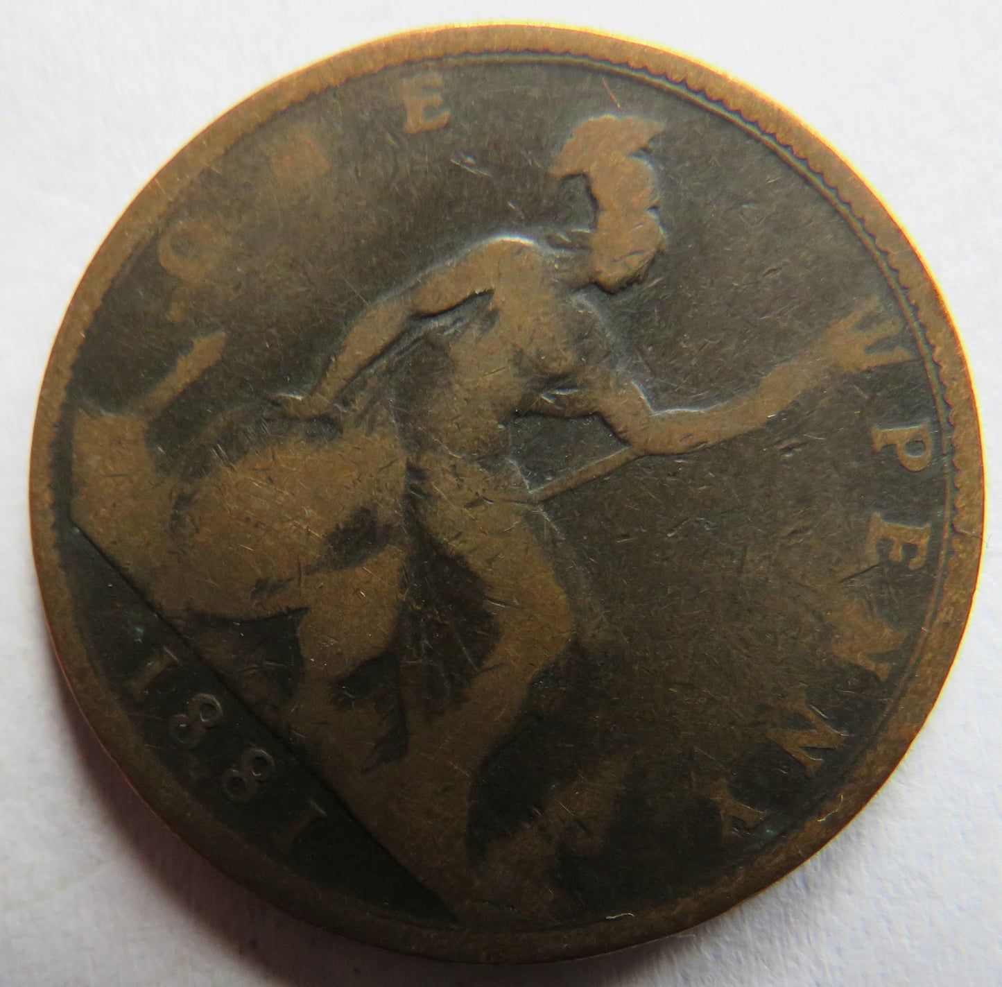 1881-H Queen Victoria Bun Head One Penny Coin - Great Britain