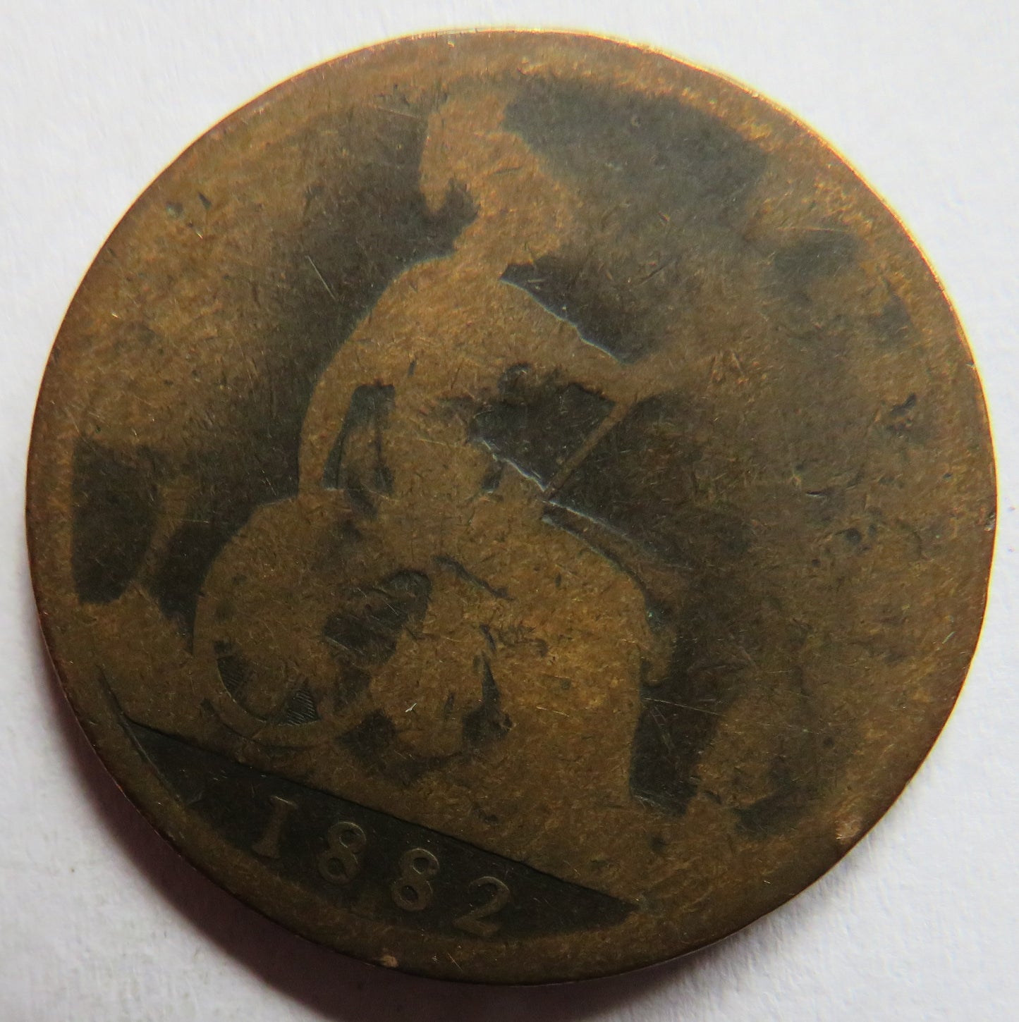 1882-H Queen Victoria Bun Head One Penny Coin - Great Britain