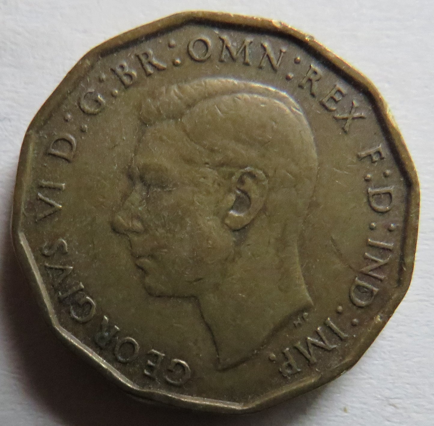 1946 King George VI Brass Threepence Coin - Scarce Date
