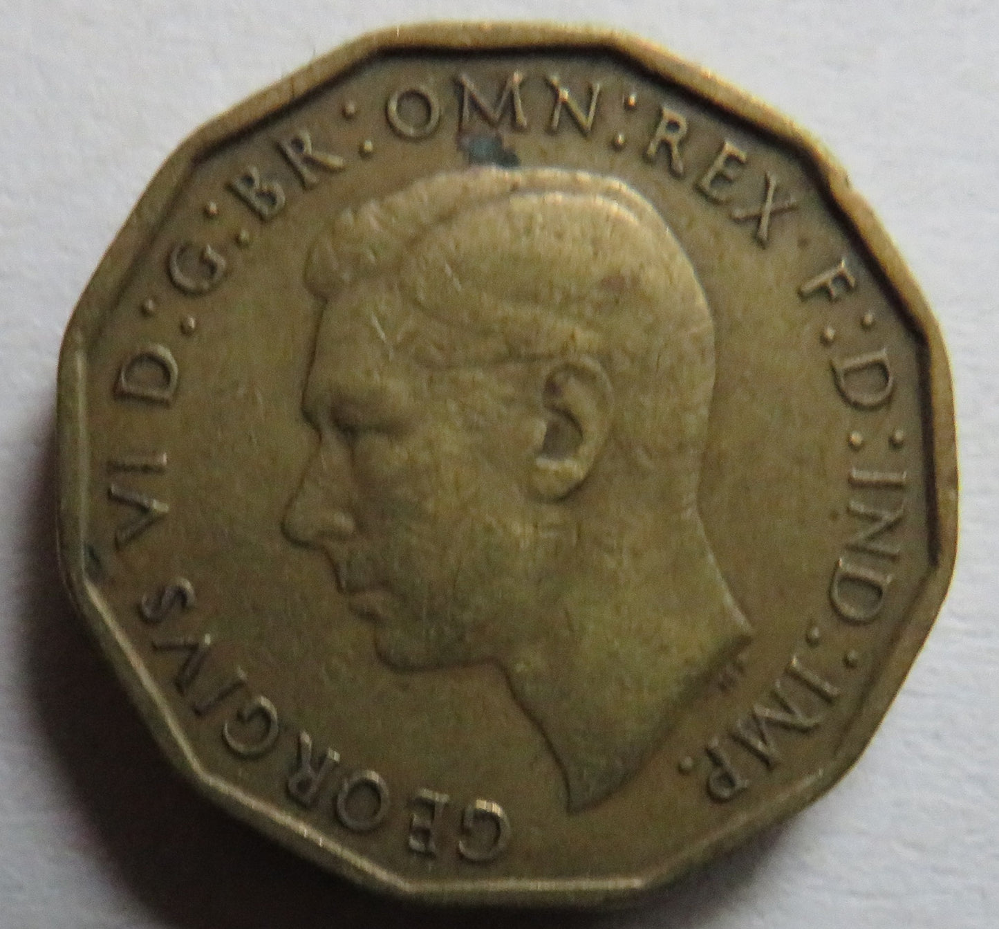 1946 King George VI Brass Threepence Coin - Scarce Date