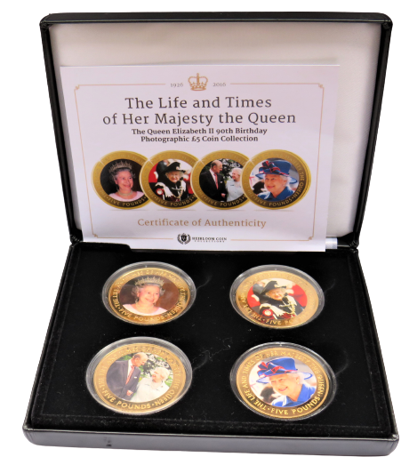 1926-2016 The Life And Times Of Her Majesty The Queen Photographic Tristan Da Cunha £5 Coin Set