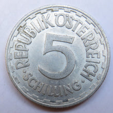 Load image into Gallery viewer, 1952 Austria 5 Schilling Coin
