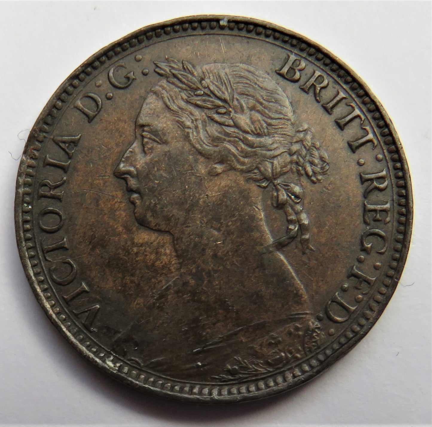1884 Queen Victoria Bun Head Farthing Coin - Great Britain