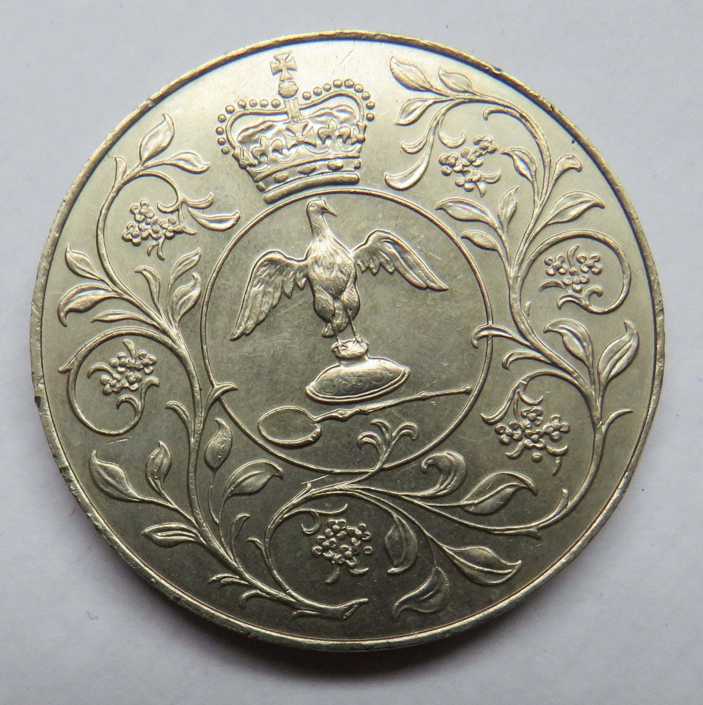 1977 Queen Elizabeth II Silver Jubilee Commemorative Crown Coin
