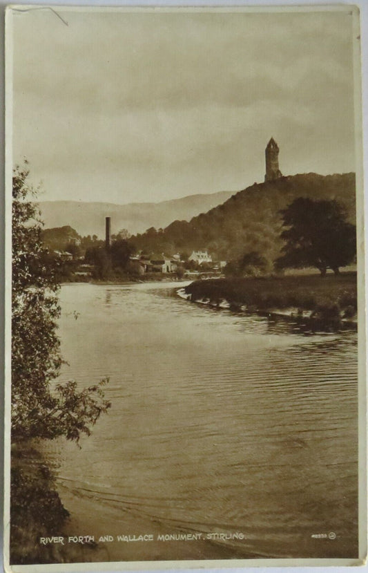 Old Postcard of River Forth and Wallace Monument Stirling - Ref : 1042