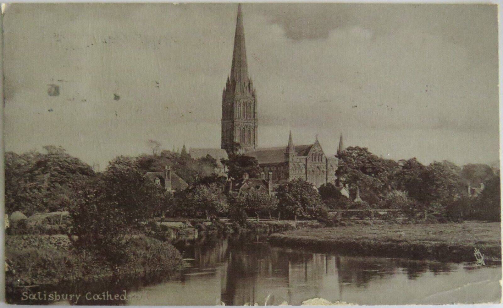 Old Postcard of Salisbury Cathedral 1917 - Ref : 1042
