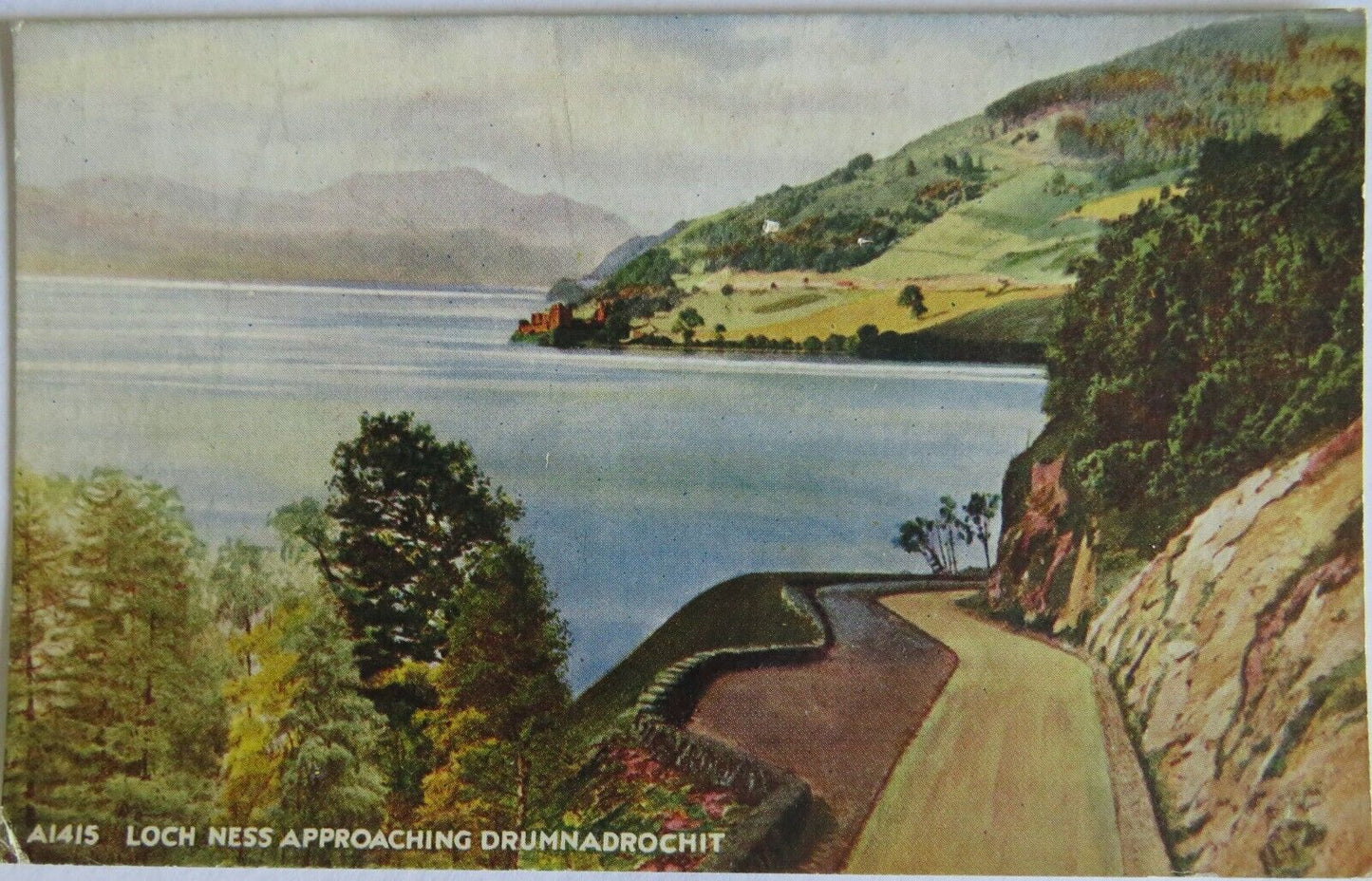 Old Postcard Of  Loch Ness Approaching Drumnadrochit - Ref : 1001