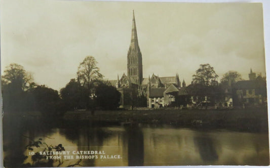 Old Postcard of Salisbury Cathedral From The Bishops Palace - Ref : 1042