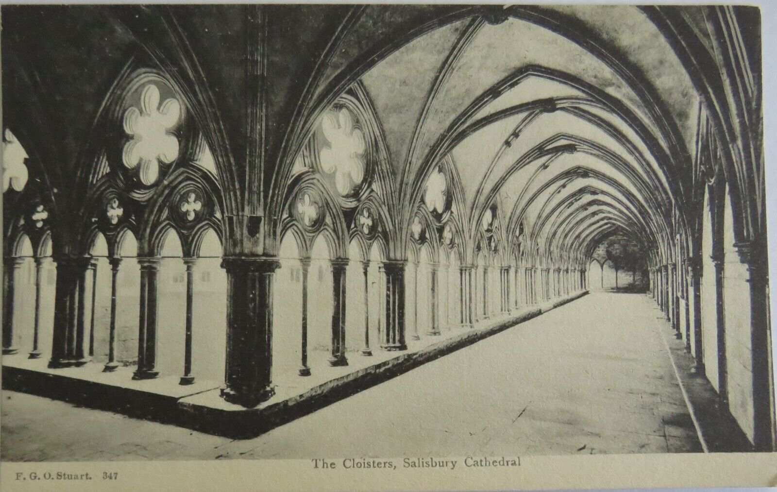 Old Postcard of The Cloisters Salisbury Cathedral - Ref : 1042
