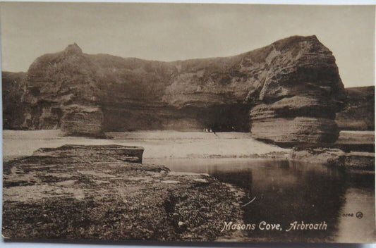 Old Postcard of Masons Cove, Arbroath - Ref : 1035