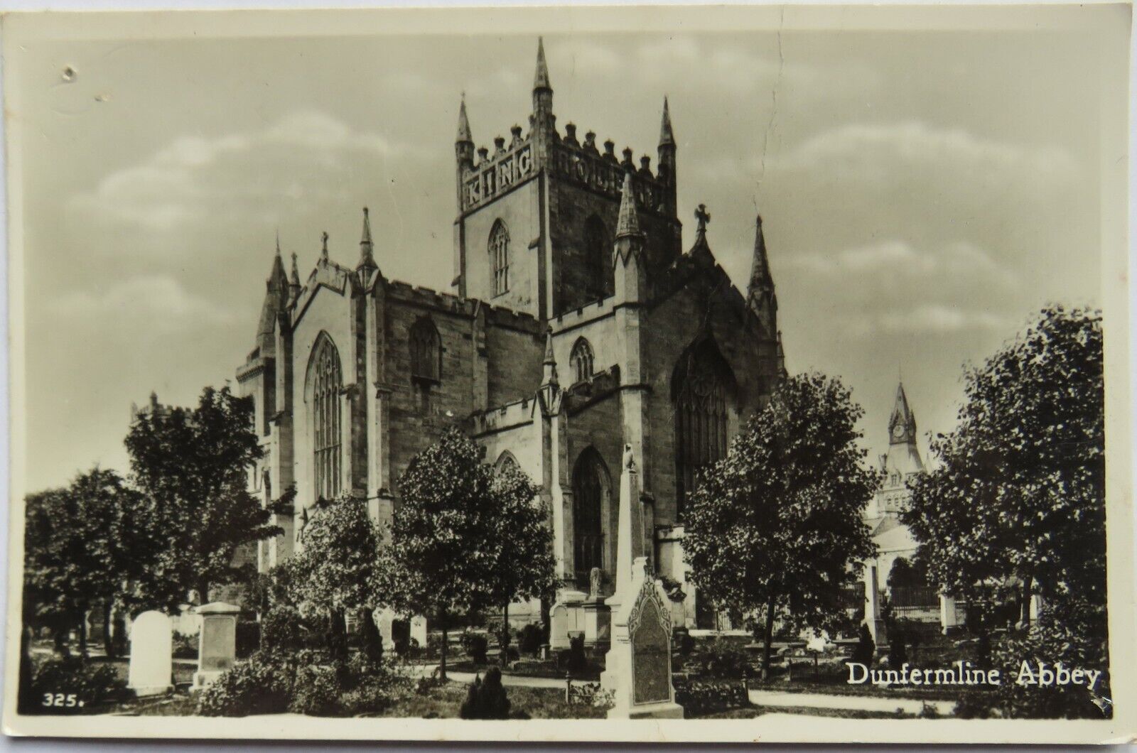 Old Postcard Of Dunfermline Abbey